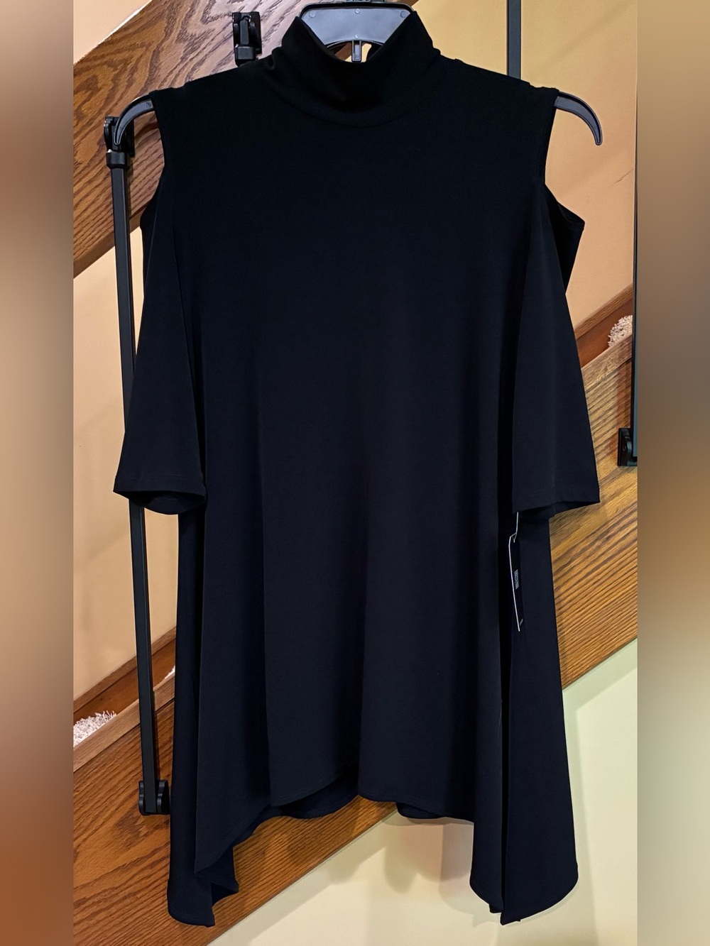 Clara SunWoo Top cold shoulder 3/4 Sleeve Shark Bite Hem Black SZ. Sm NWT
